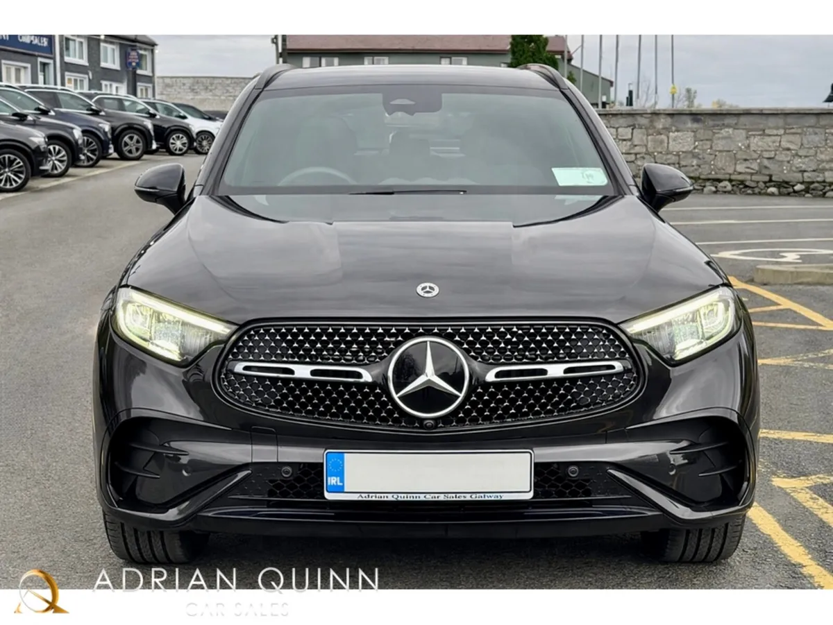 Mercedes-Benz GLC 300e AMG URBAN EDITION 4MATIC AU - Image 6