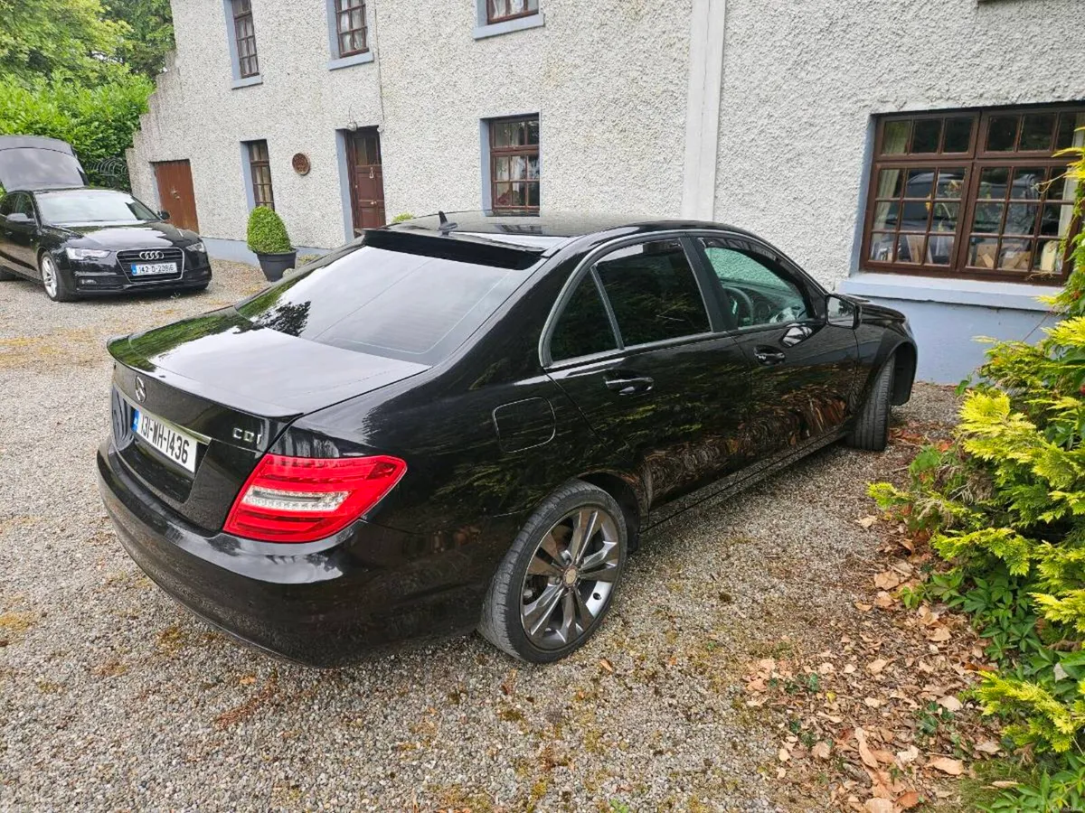 Mercedes C220 Executive 2013 - Image 3