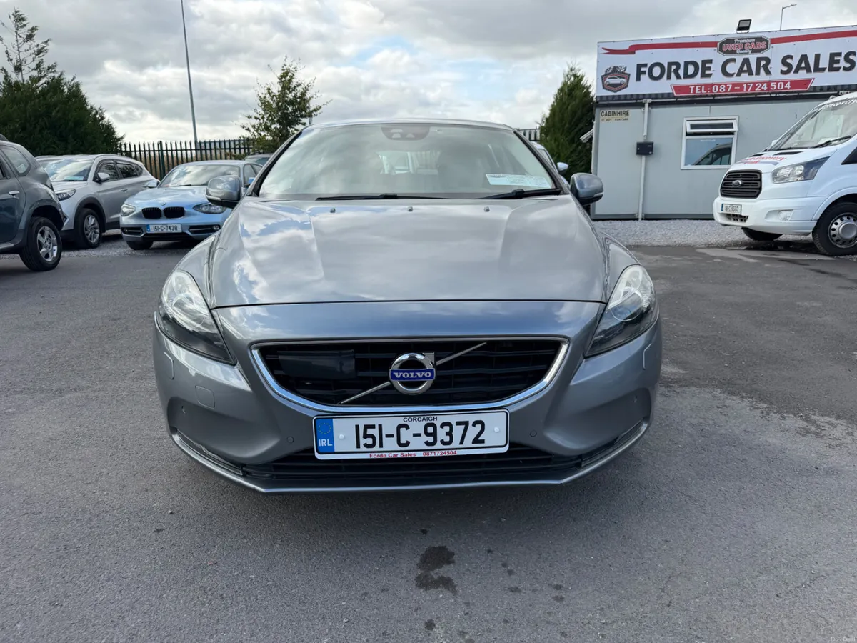 2015 VOLVO  V40     NEW NCT 2027 - Image 3