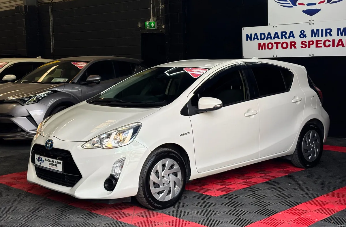 2015 Toyota Aqua - Image 3