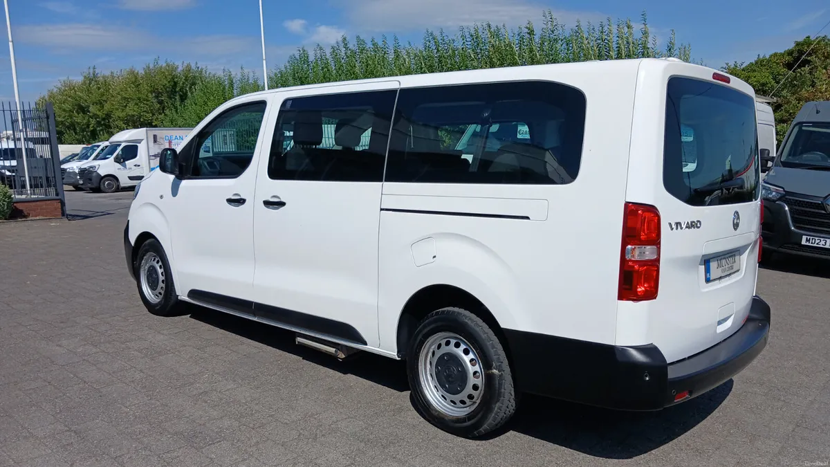 2021 VIVARO LWB 9 SEATER,1 OWNER,95K MILES - Image 6
