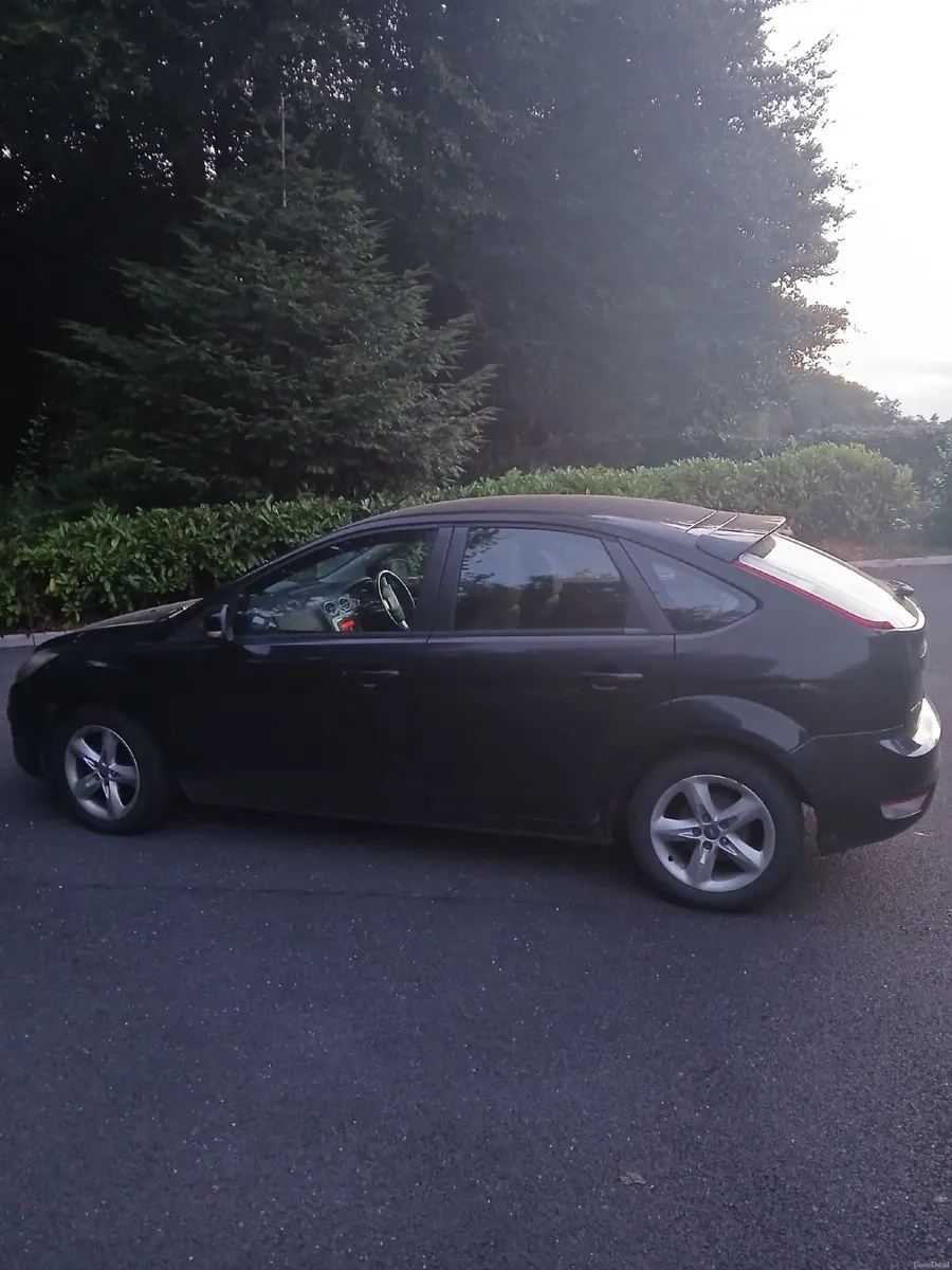 Ford Focus 2011 Zetec - Image 3