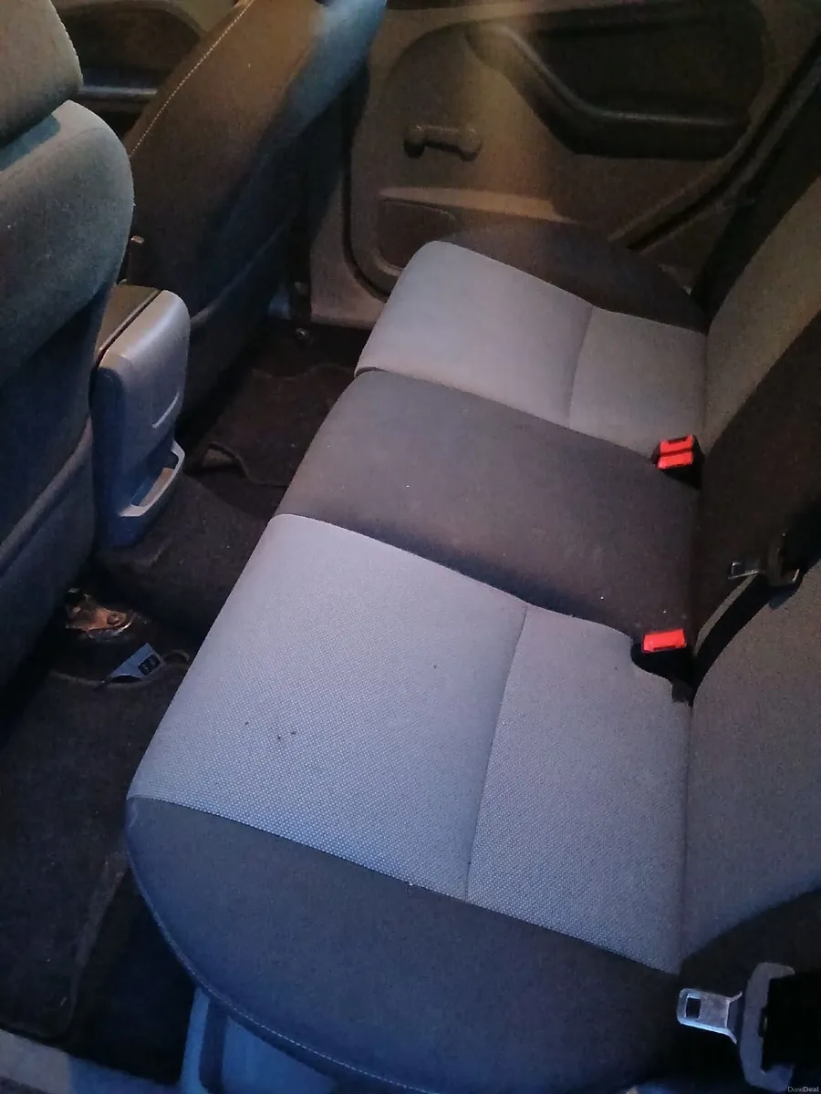 Ford Focus 2011 Zetec - Image 6