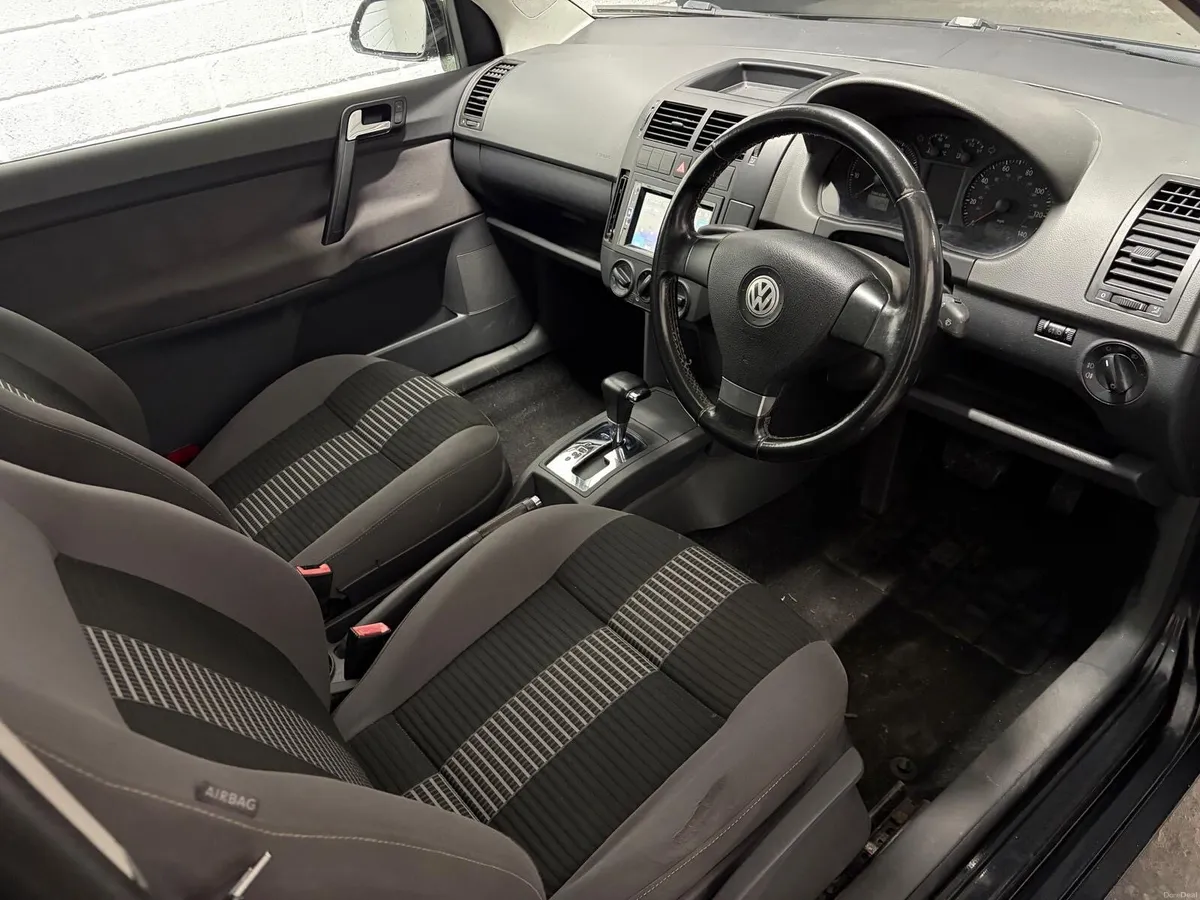 09 Vw Polo automatic - Image 6