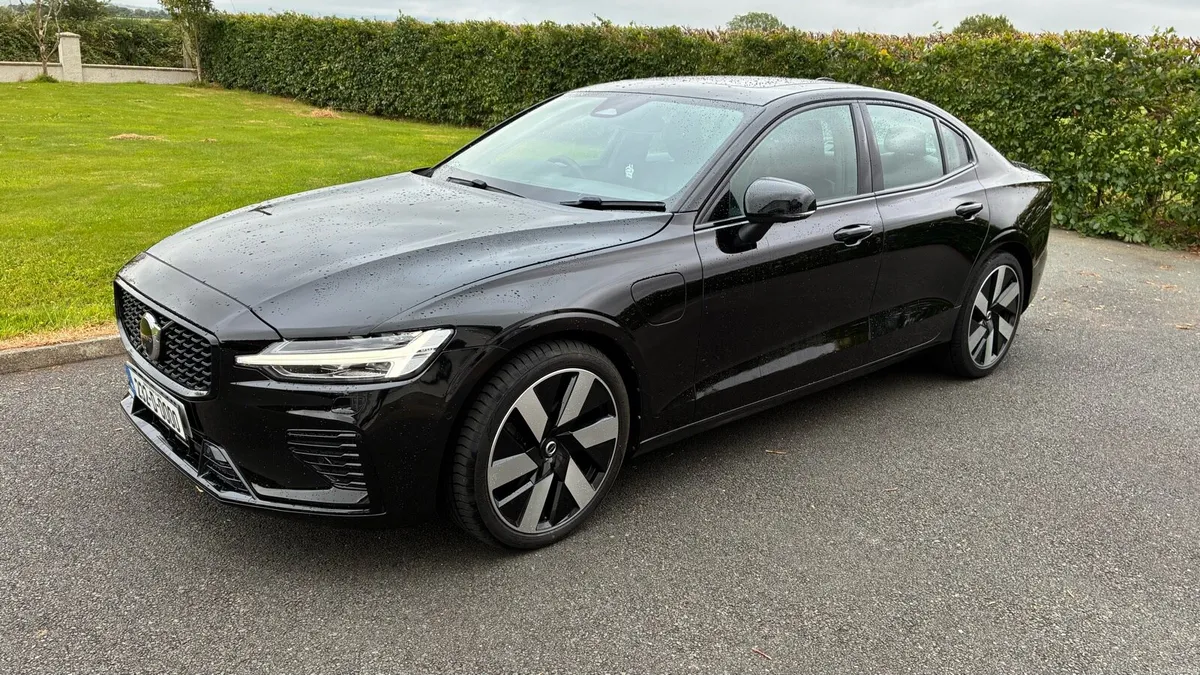 Volvo S60 ultimate 2.0l Phev T8 455bhp - Image 1