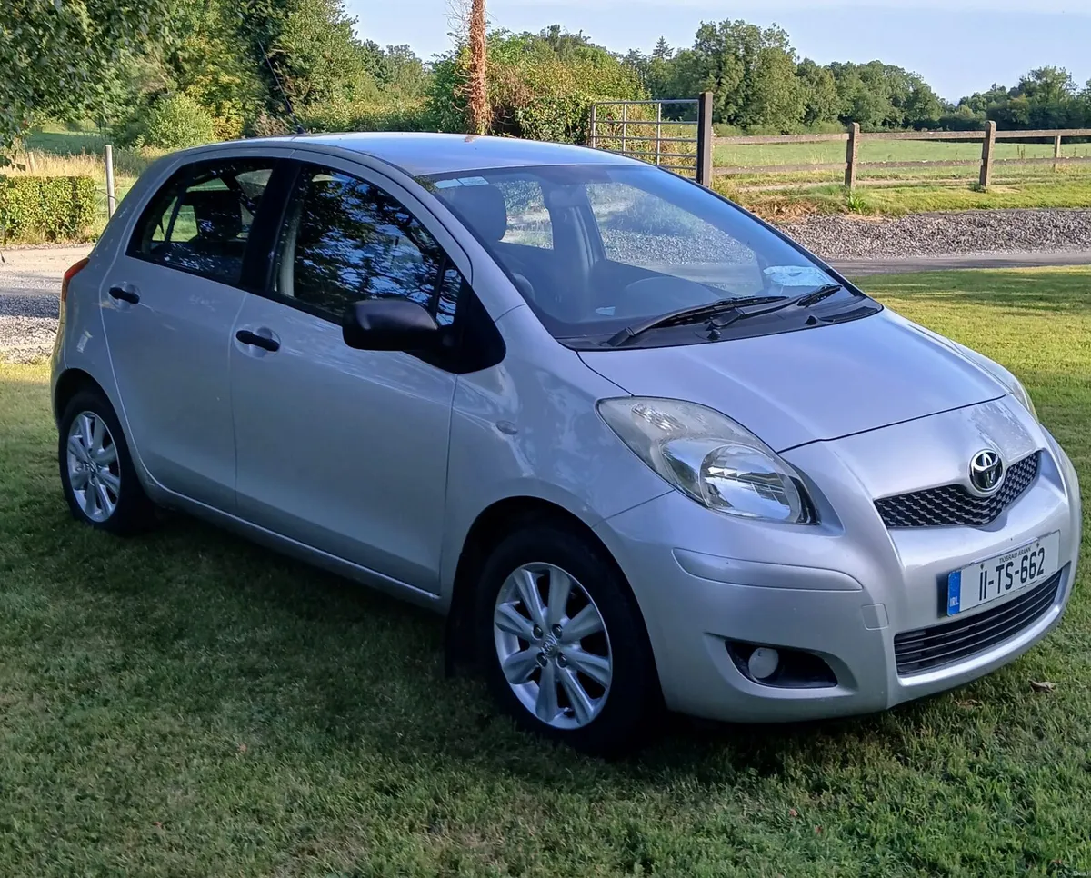 Toyota Yaris Sport - Image 1