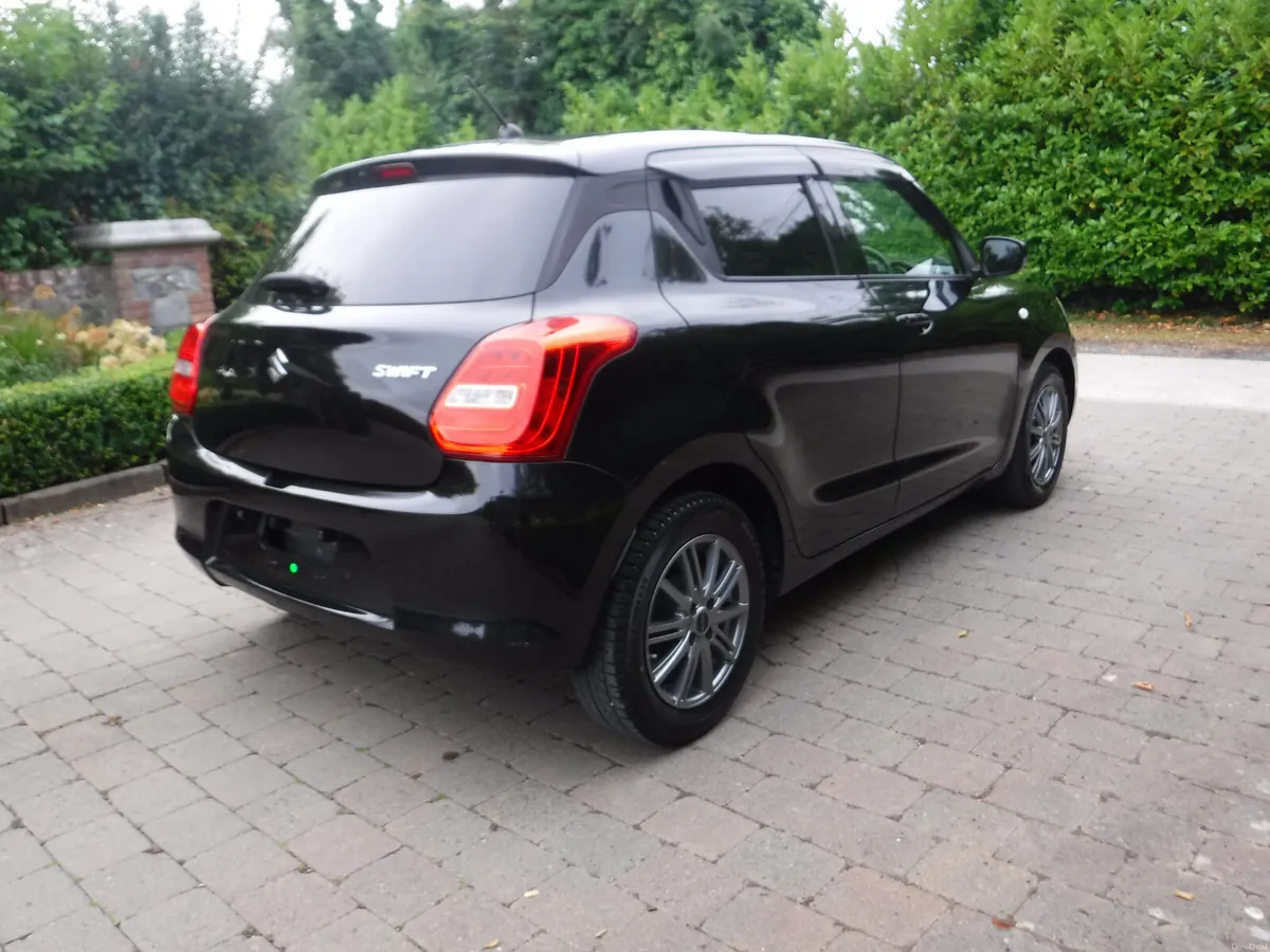 SUZUKI SWIFT 1.2 AUTO LOW MILEAGE ANDROID+CARPLAY - Image 3