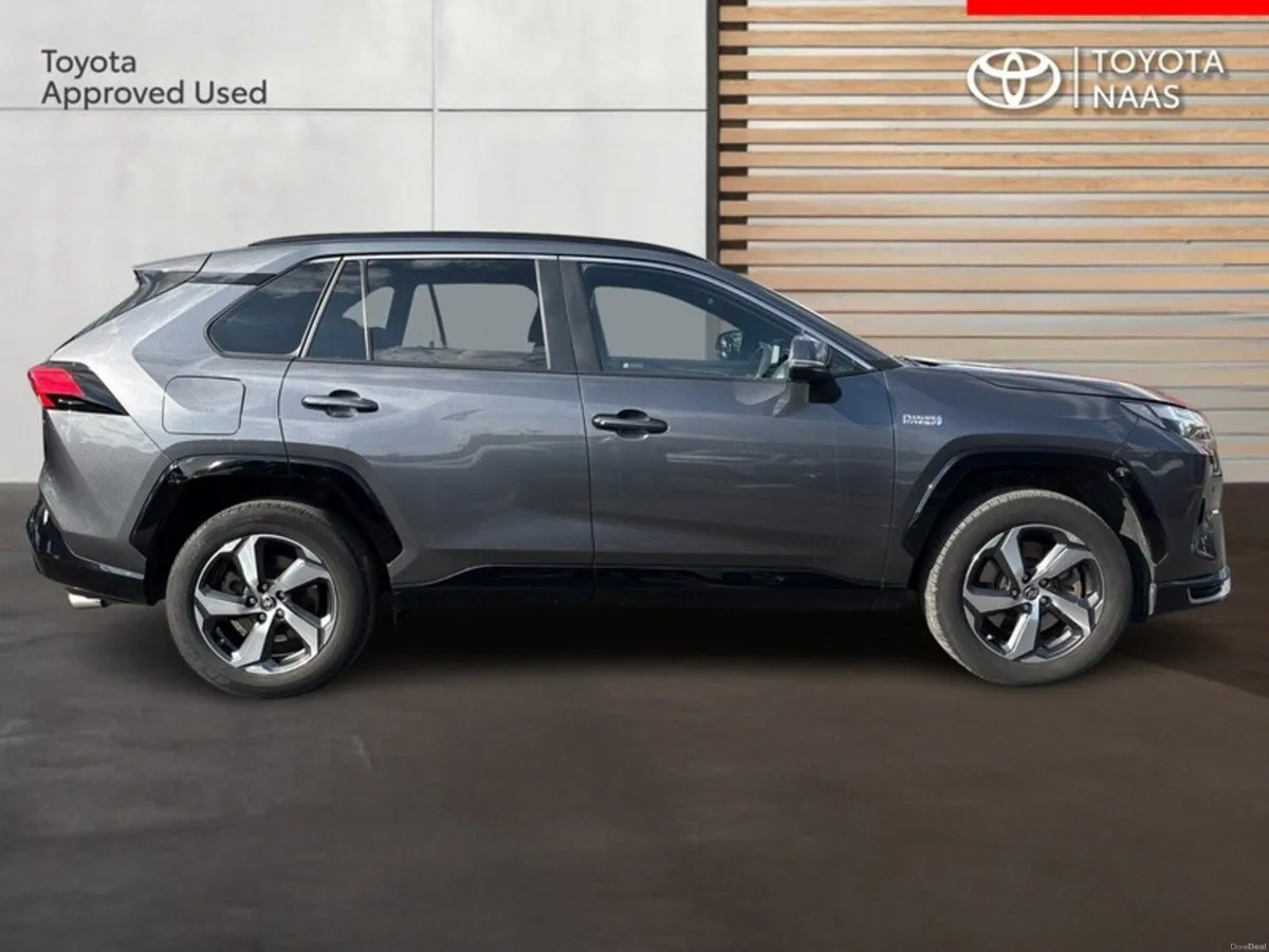 Toyota RAV4 RAV4 PLUG-IN HYBRID SOL - Image 3