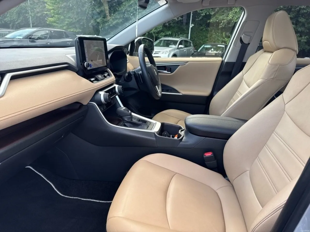 Toyota RAV4 PLATINUM 2.5 HYBRID - Image 6