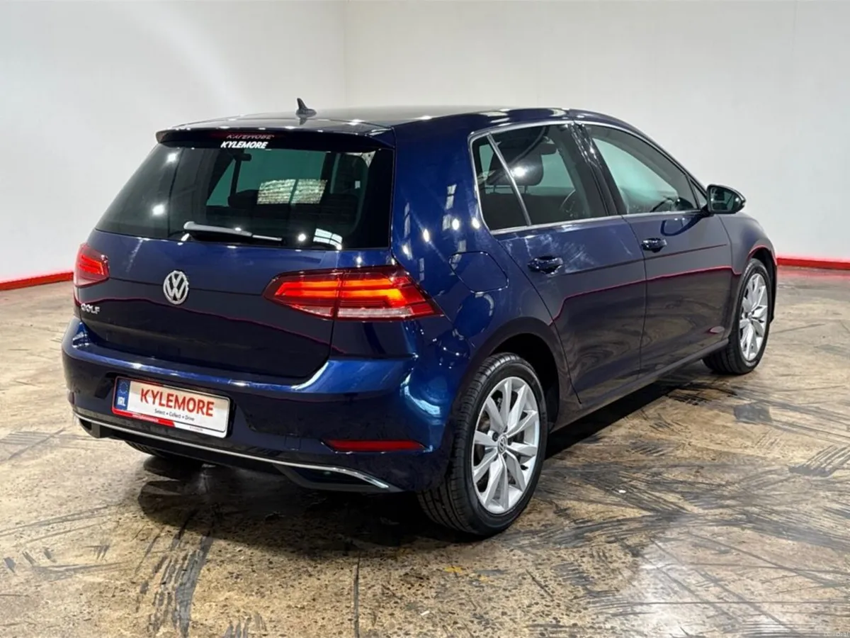 Volkswagen Golf 1.2 AUTOMATIC TSI COMFORT LINE TEC - Image 3