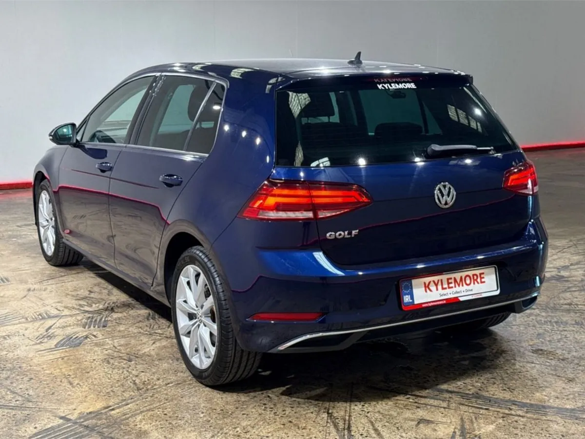 Volkswagen Golf 1.2 AUTOMATIC TSI COMFORT LINE TEC - Image 5