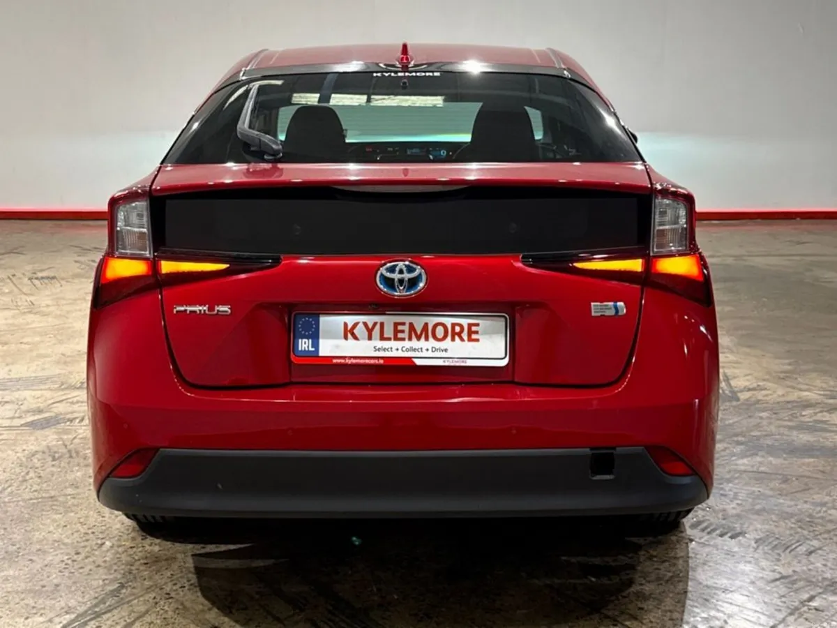 Toyota Prius 1.8 HYBRID AUTOMATIC - FACELIFT MODEL - Image 4
