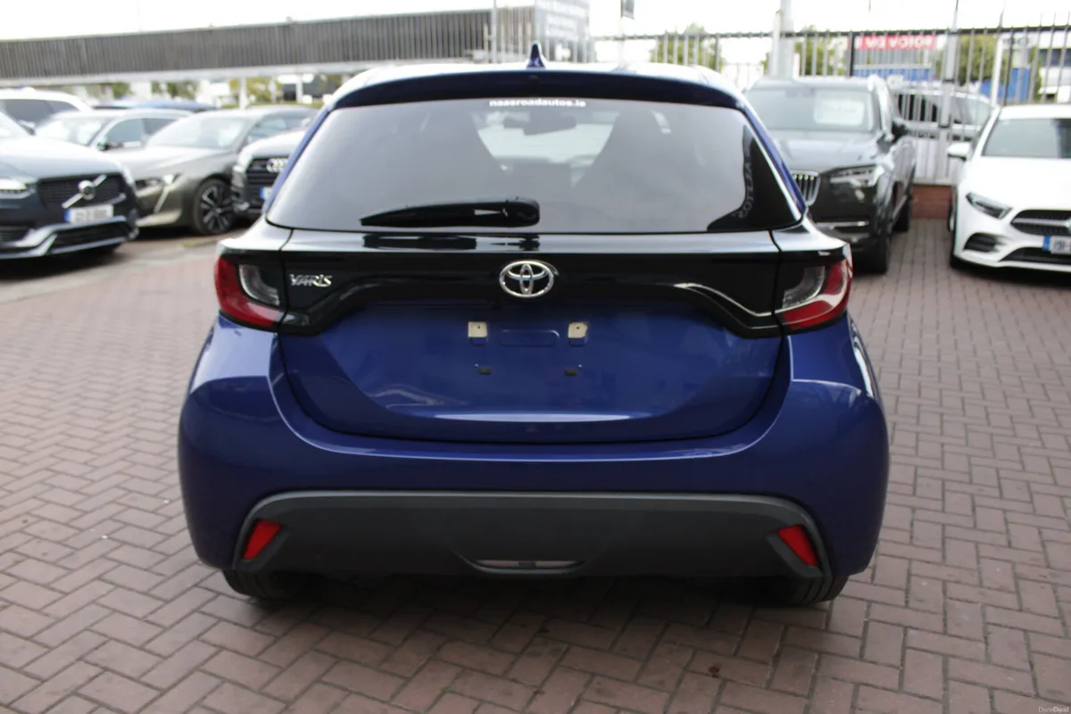 1.0 LUNA EDITION AUTO 5DR HATCHBACK WITH ONLY 93,0 - Image 5