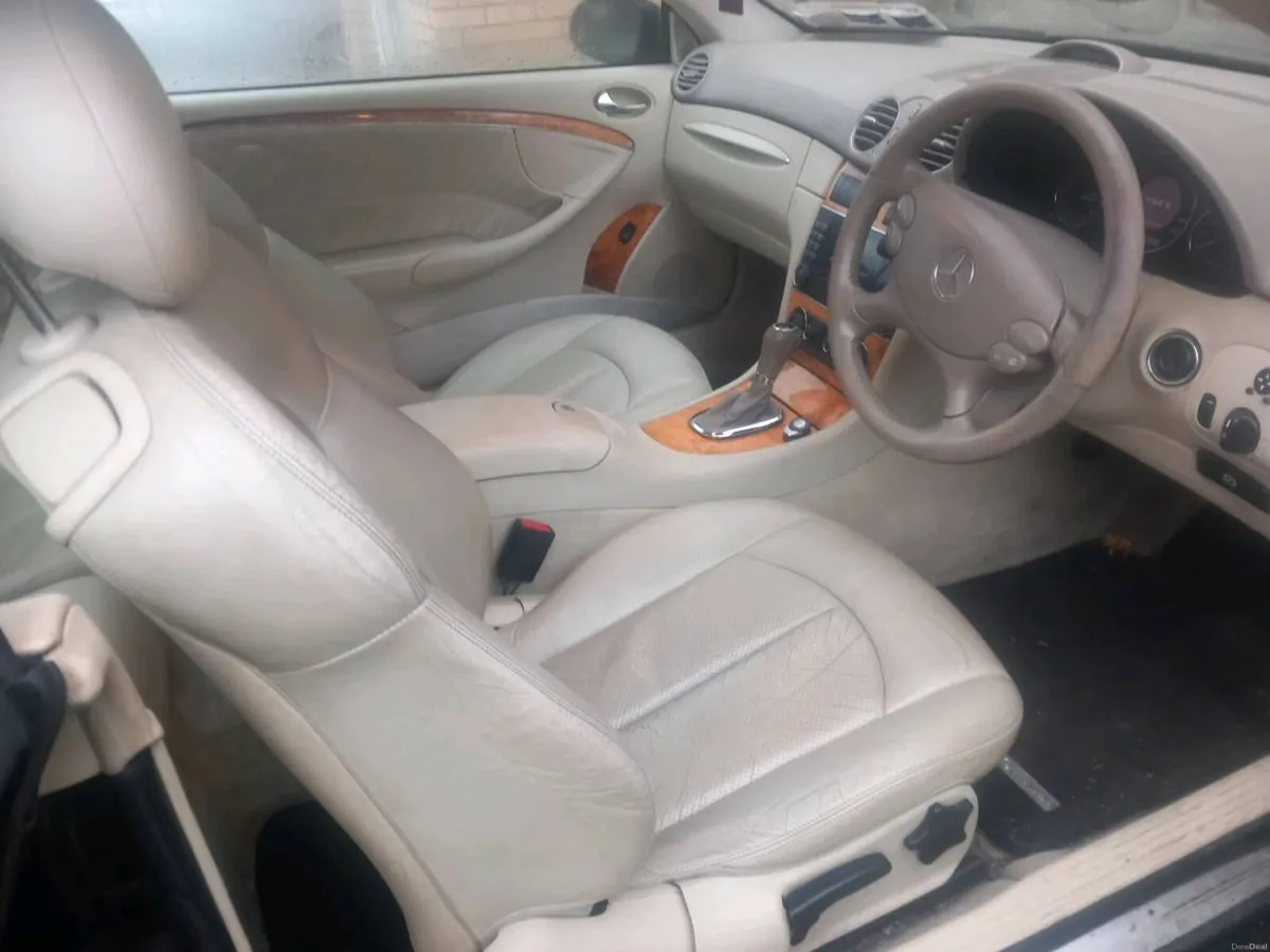 05 Mercedes CLK 1.8 Petrol Automatic - Image 4