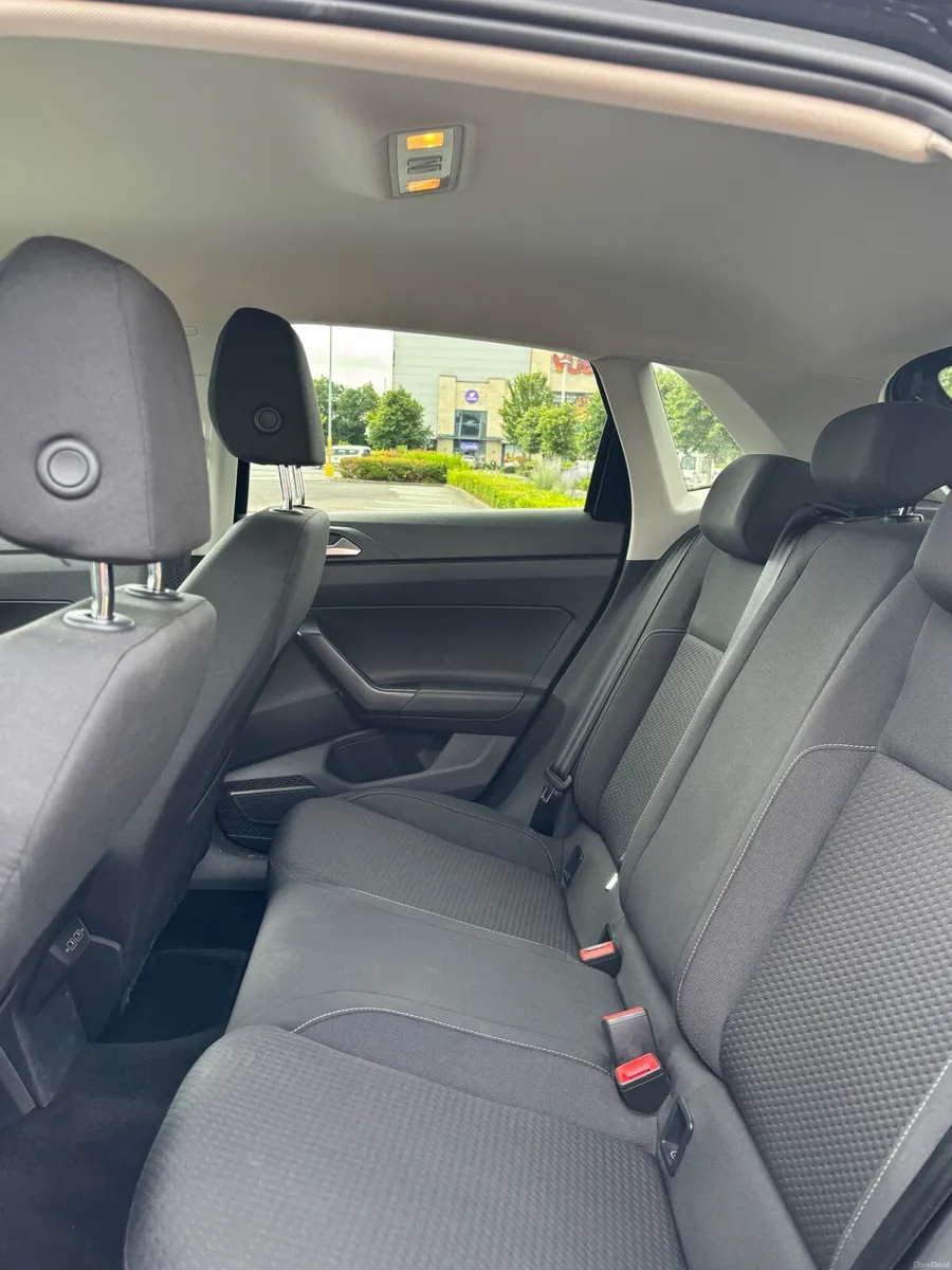 Volkswagen Polo 2019 - Image 5