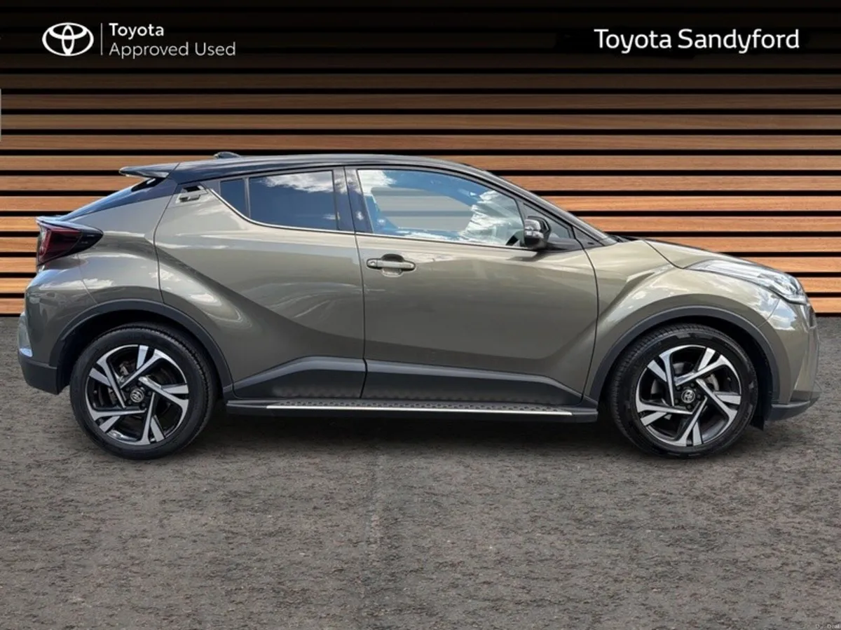 Toyota C-HR SPORT BI-TONE PLUS BEIGE LEATHER & SID - Image 3