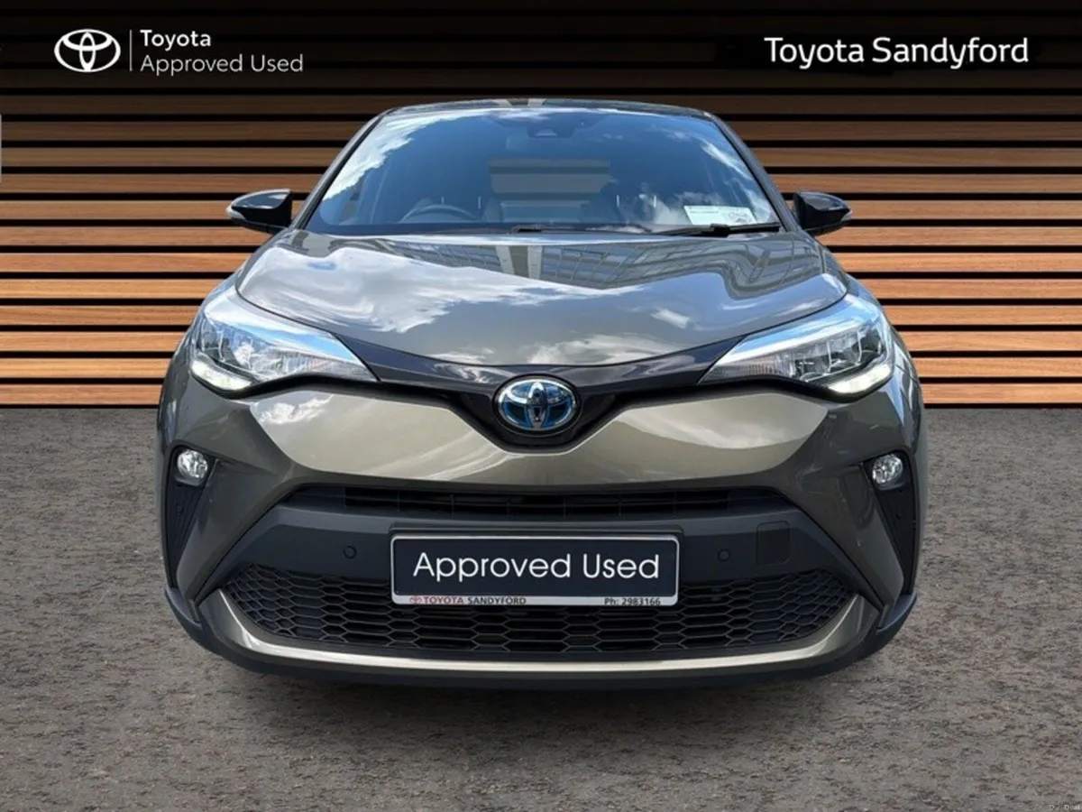 Toyota C-HR SPORT BI-TONE PLUS BEIGE LEATHER & SID - Image 5