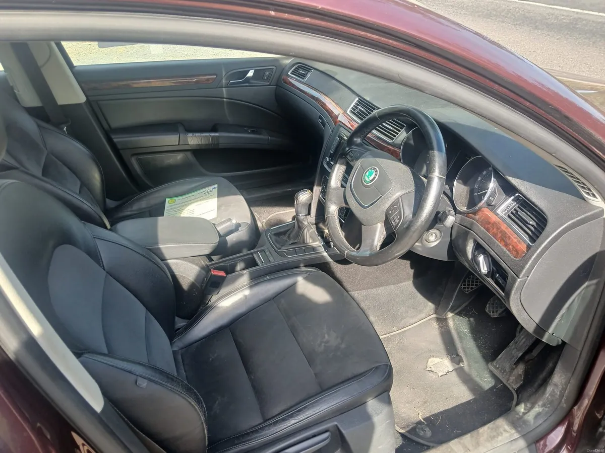 Skoda superb - Image 5