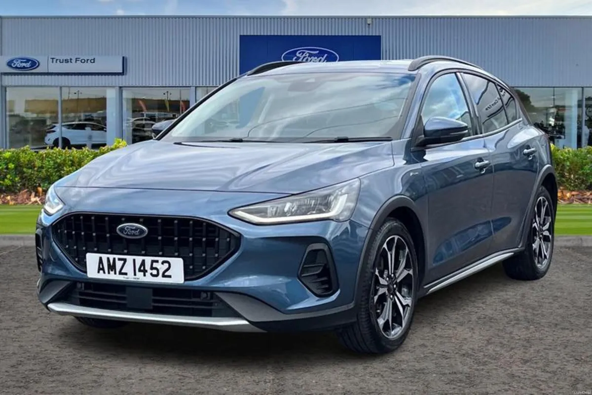 Ford Focus 1.0T EcoBoost MHEV Active X Hatchback 5 - Image 5