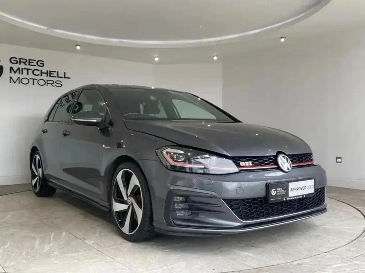 Volkswagen Golf 2.0 TSI GTI 5dr DSG - Image 3