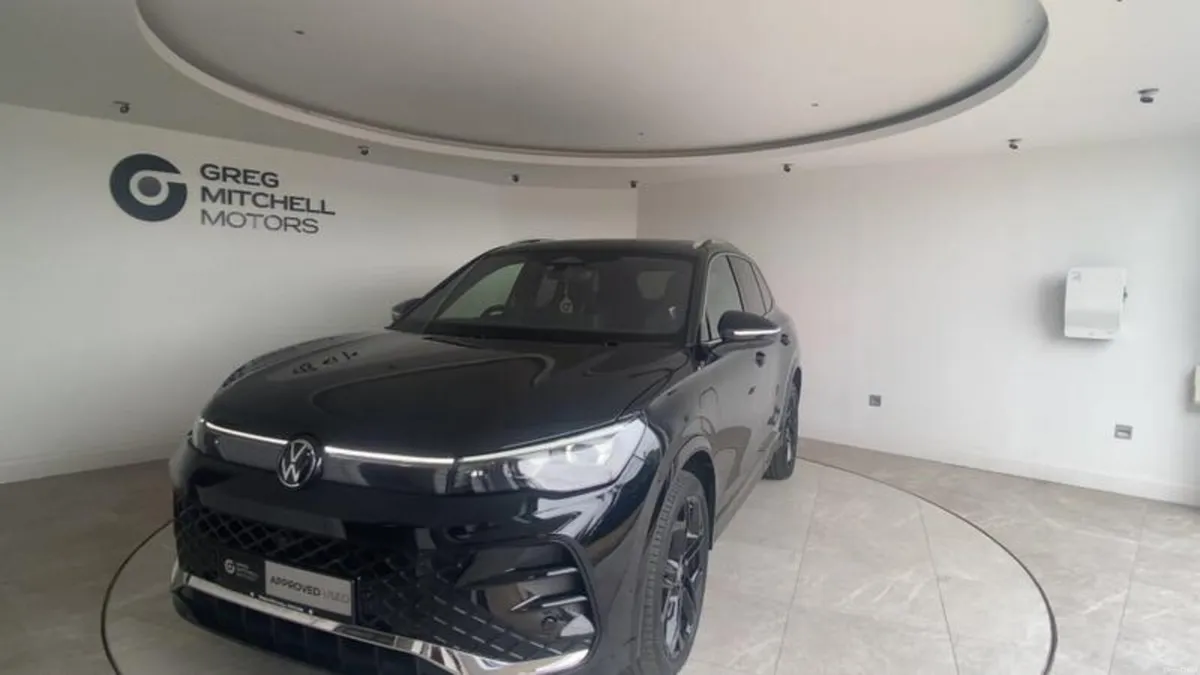 Volkswagen Tiguan 1.5 TSI 272 eHybrid R-Line 5dr D - Image 3
