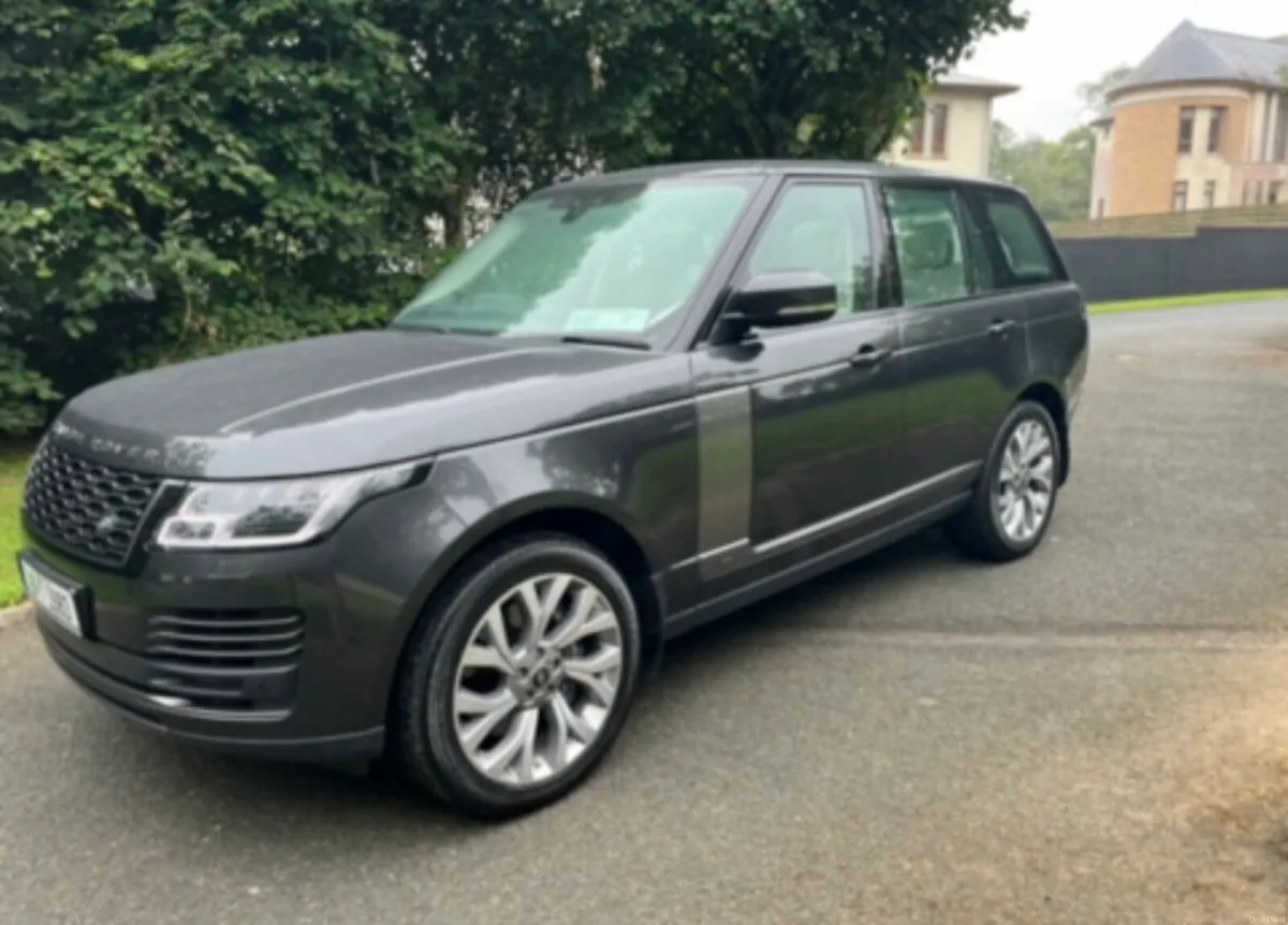 Range Rover - Image 1