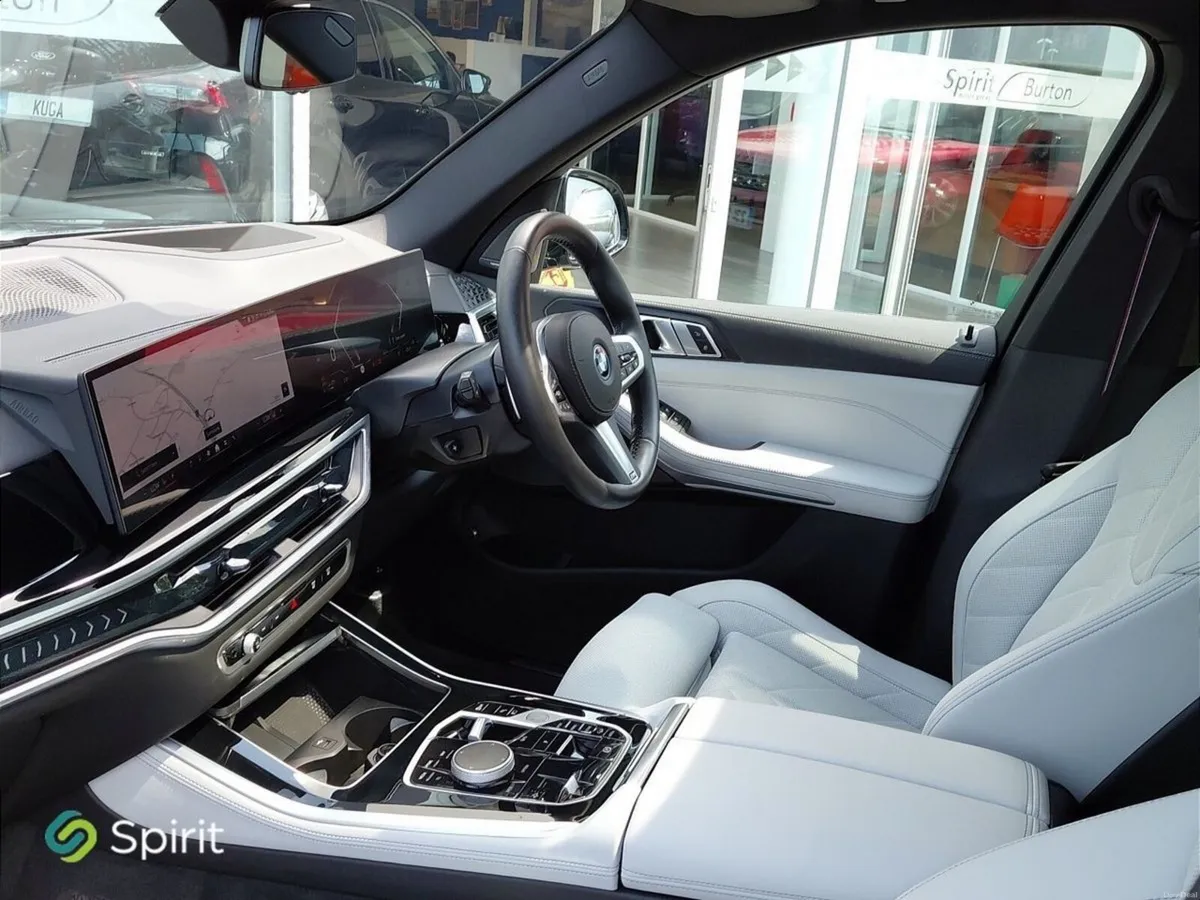 BMW X5 SUN ROOF X5 50e M-Sport 485 BHP - Image 3