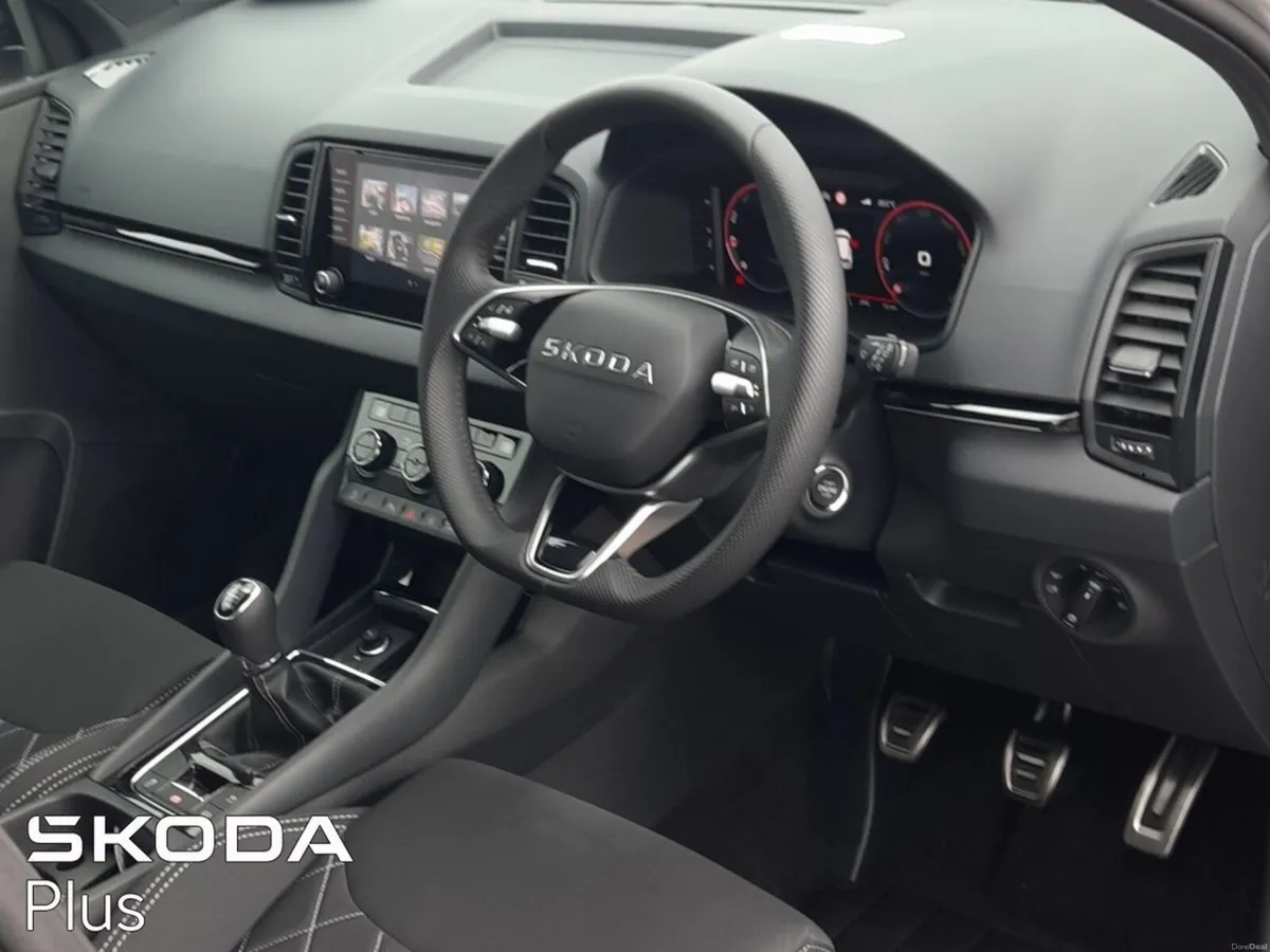 Skoda Karoq **HIGH SPECS**SPORTLINE 2.0TDI 150HP A - Image 4