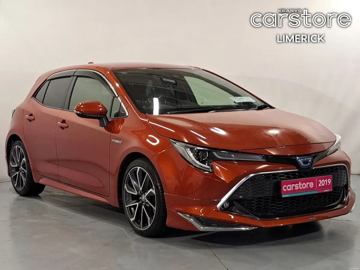 Toyota Corolla 1.8 HYBRID - Image 1