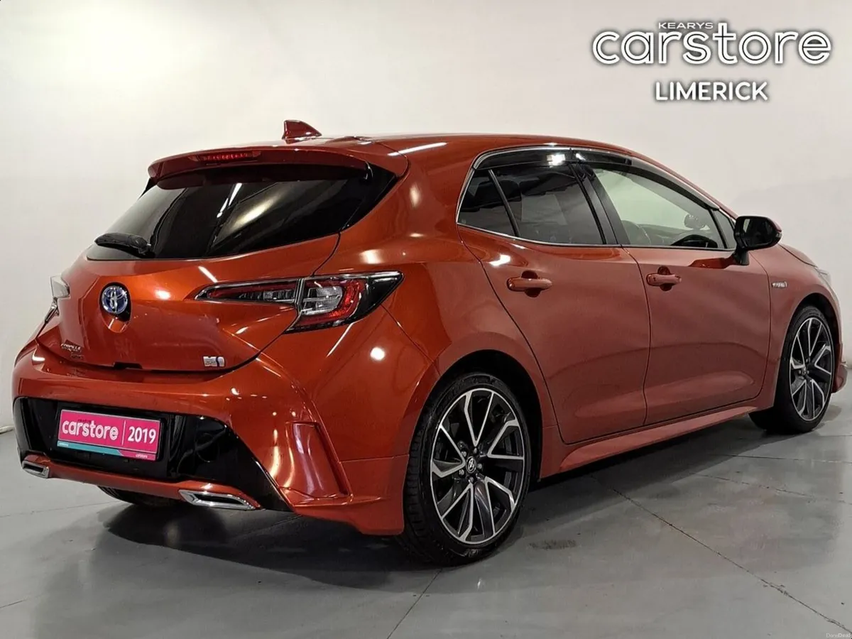 Toyota Corolla 1.8 HYBRID - Image 3