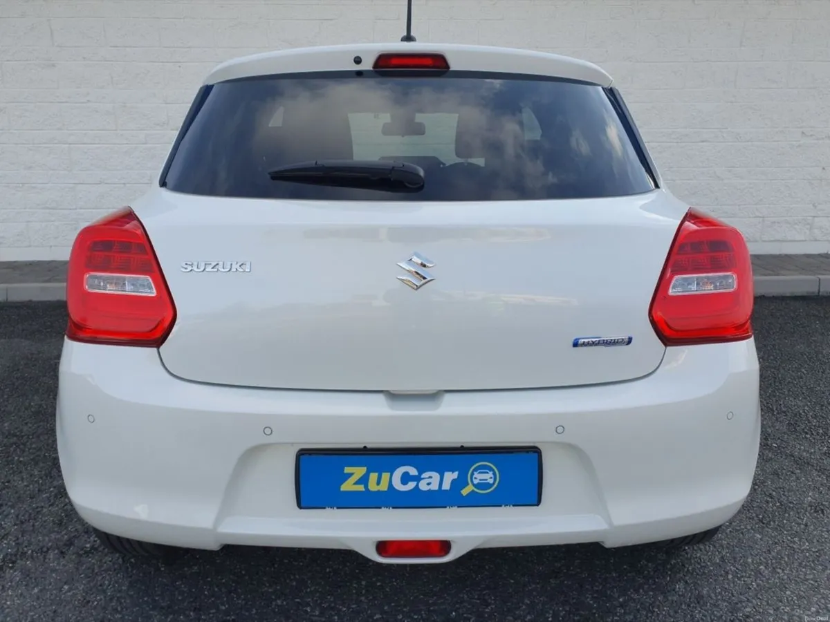 Suzuki Swift 1.2 Hybrid SZ5 MT - Image 4