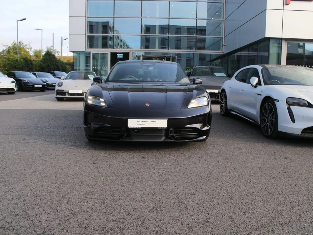 Porsche Taycan Black Edition - Image 6