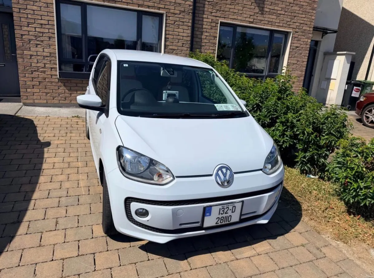 Volkswagen up! 2013 - Image 1