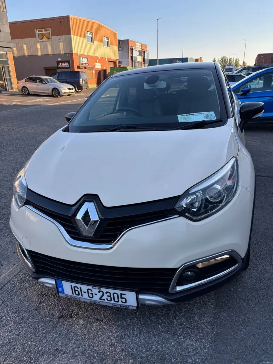 2016 Renault Captur 1.5 dci SIGNATURE - Image 3