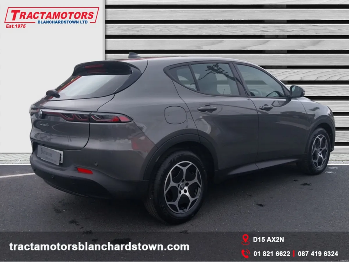 Alfa Romeo Tonale NEW MODEL 1.5 175BHP IBRIDA 5DR - Image 3