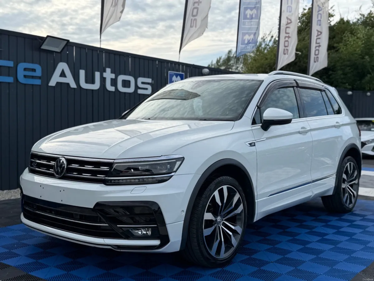Volkswagen Tiguan ** DEPOSIT TAKEN ** R-LINE 4WD * - Image 2