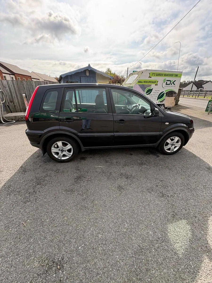 Car - Image 2