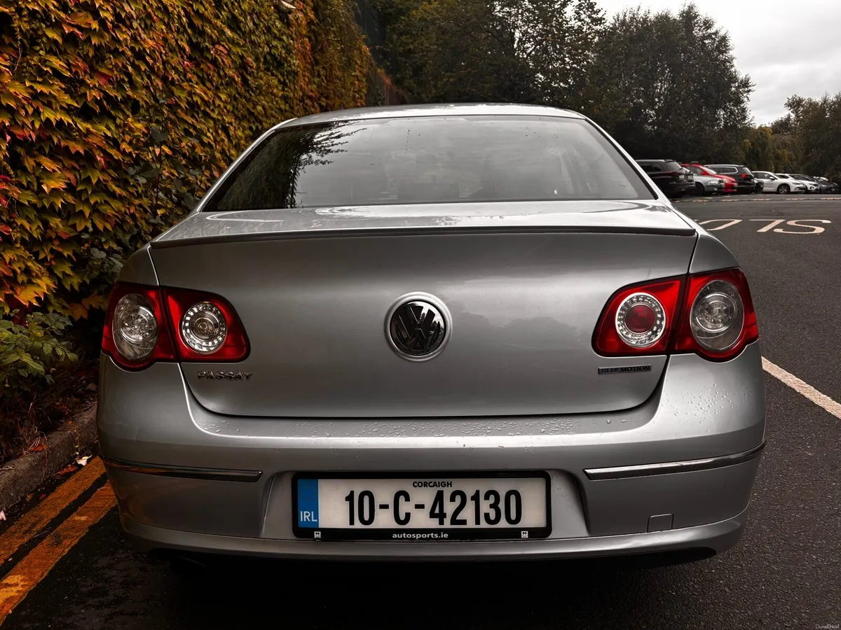 VW Passat 1.6 TDI BLUEMOTION - Image 4