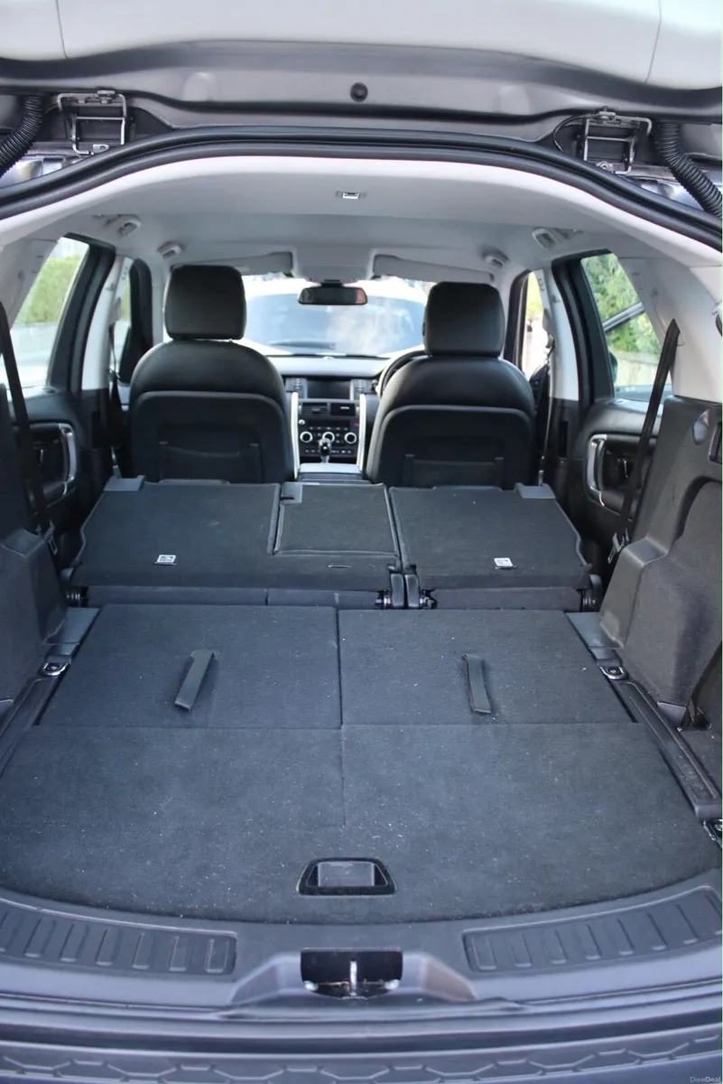 Discovery Sport - Image 5