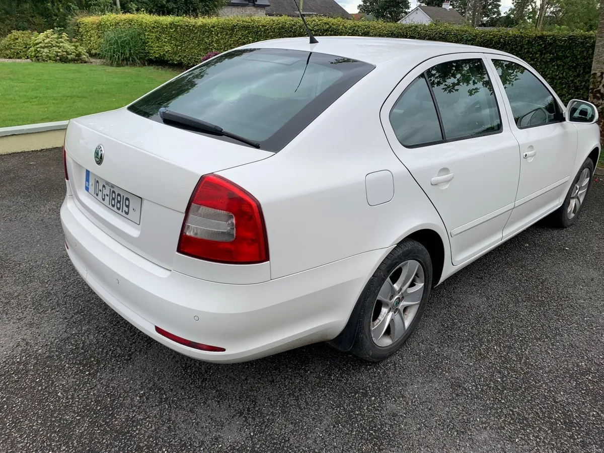 Skoda Octavia 2010 215600ML Test to Feb27 - Image 3