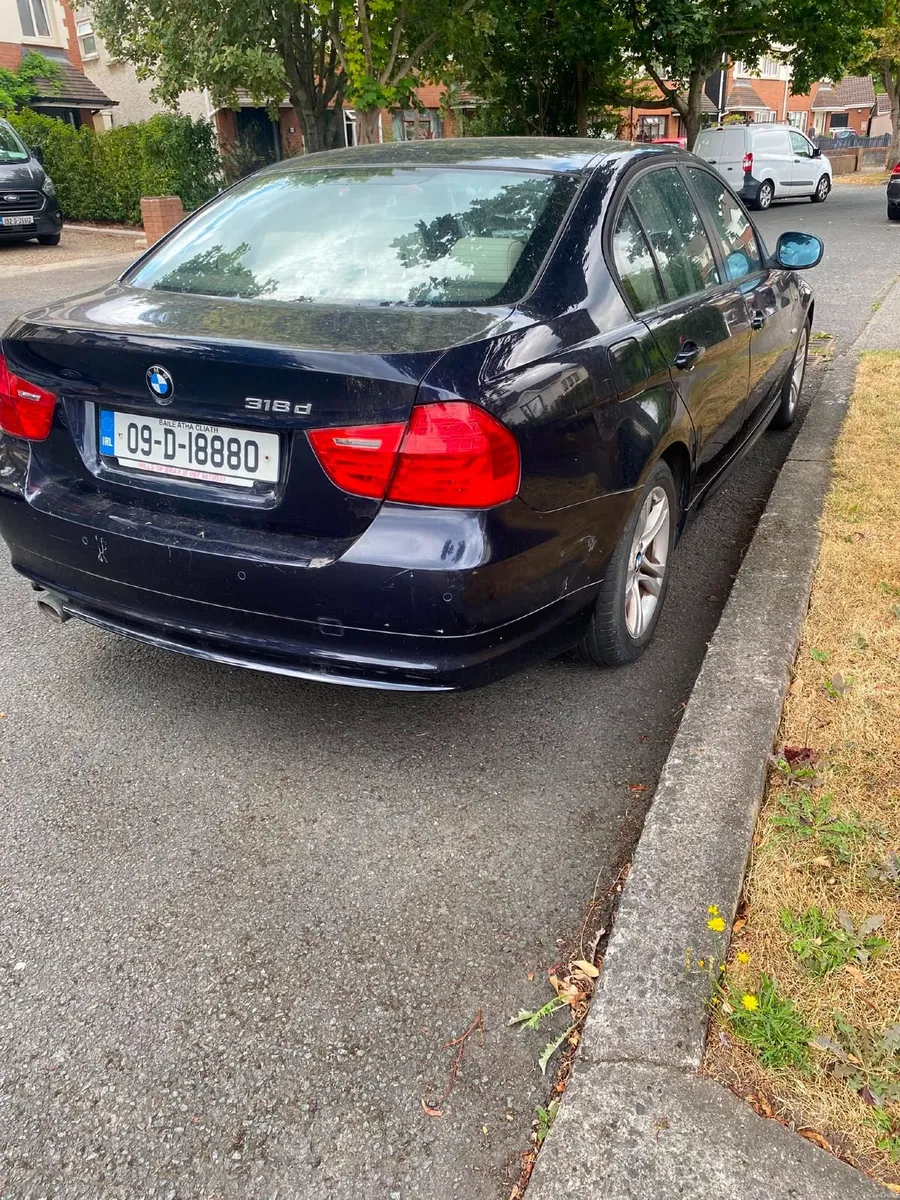 BMW 3-Series 2009 - Image 3