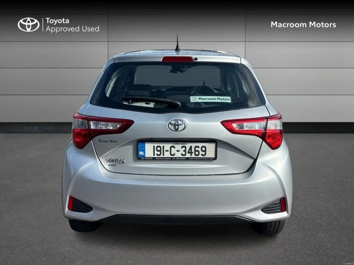 Toyota Yaris YARIS 1.0 5DR LUNA - Image 4
