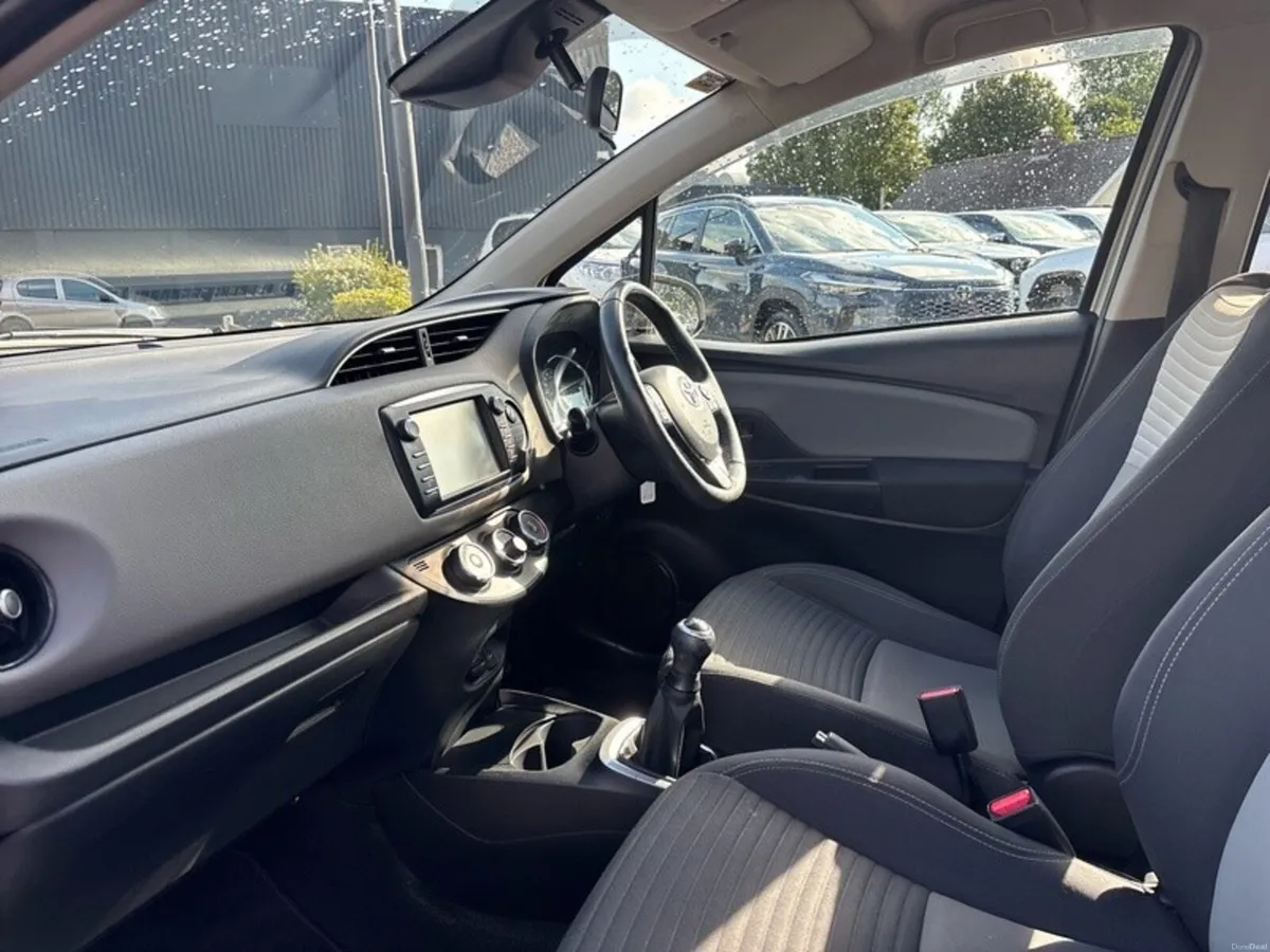 Toyota Yaris YARIS 1.0 5DR LUNA - Image 6