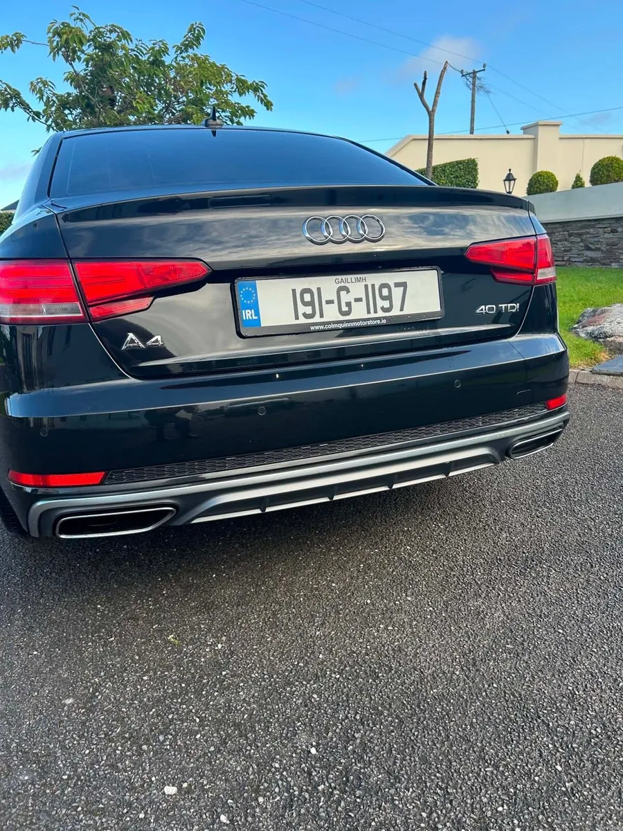 Audi a4 2019 sline - Image 6
