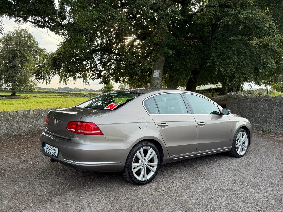2011 Volkswagen Passat NCT 25/08/27 TAX 8/26 - Image 1