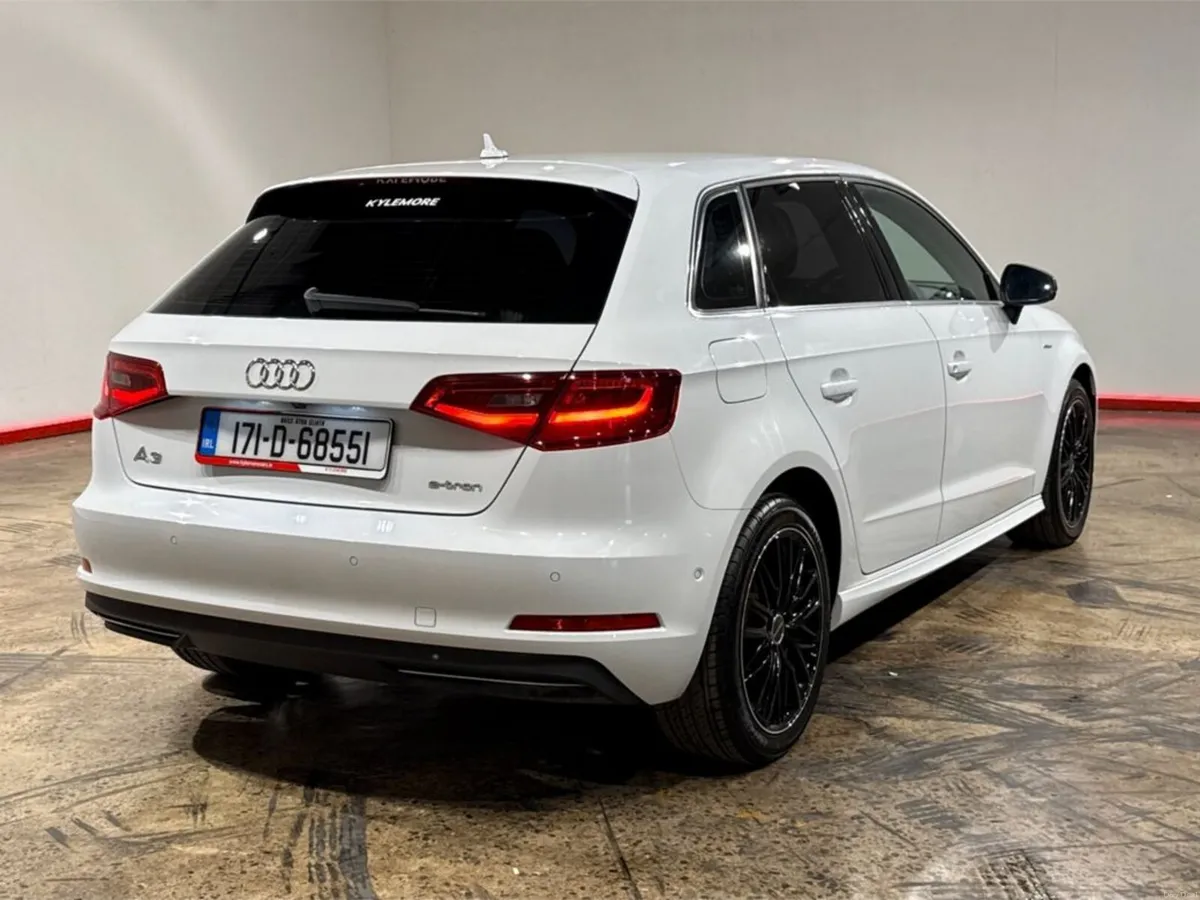Audi A3 E-TRON 1.4L TFSI HYBRID AUTOMATIC - ELECTR - Image 3