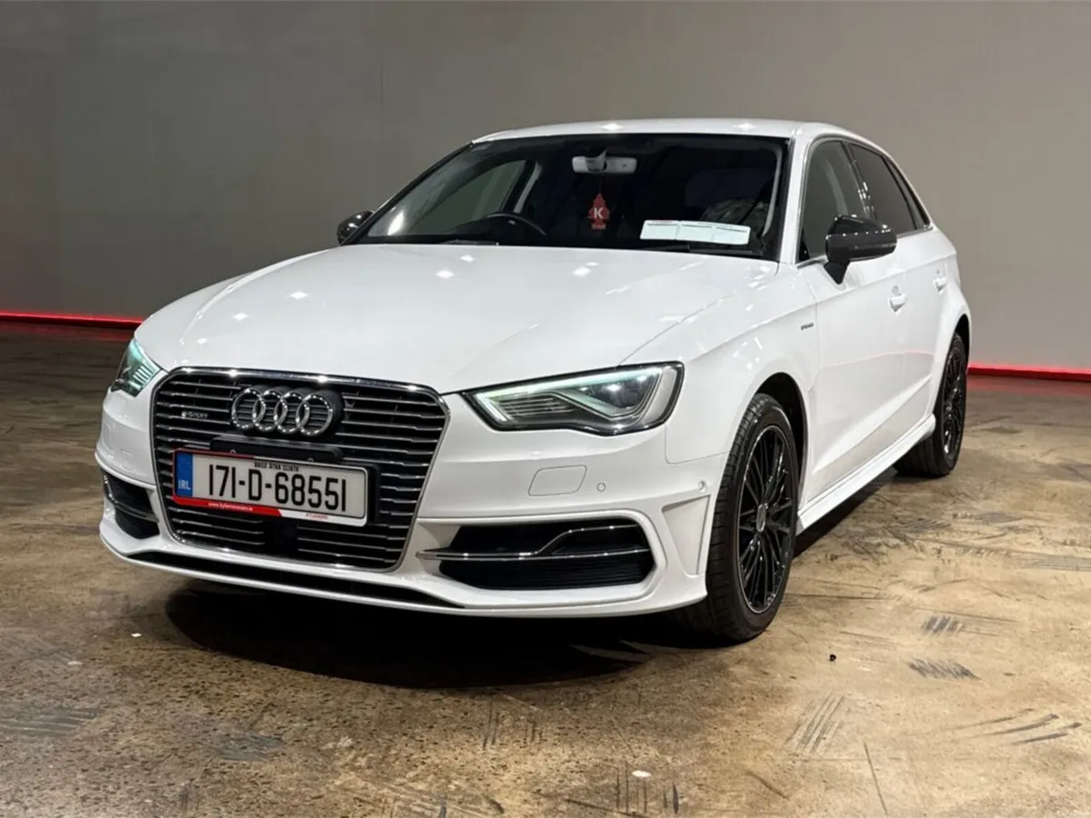 Audi A3 E-TRON 1.4L TFSI HYBRID AUTOMATIC - ELECTR - Image 5