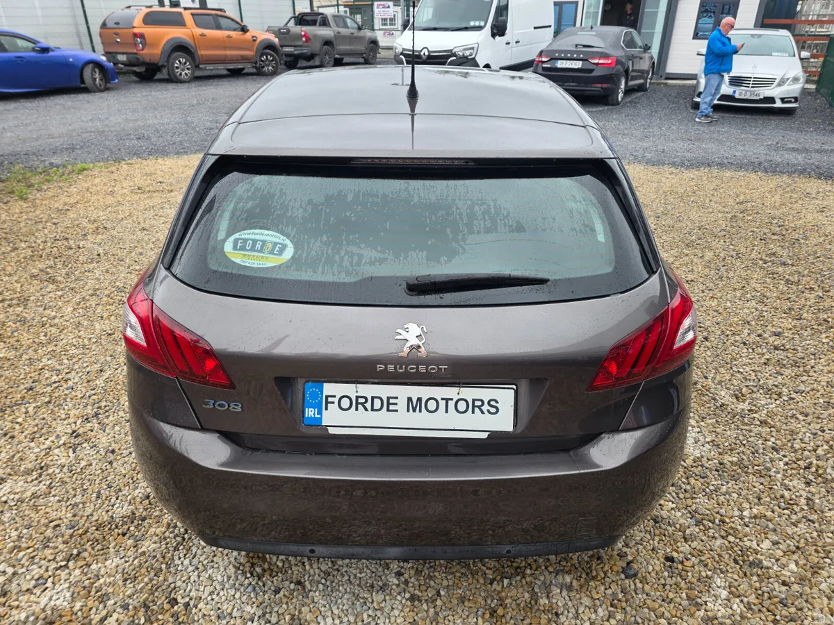 Peugeot 308 2015 - Image 5