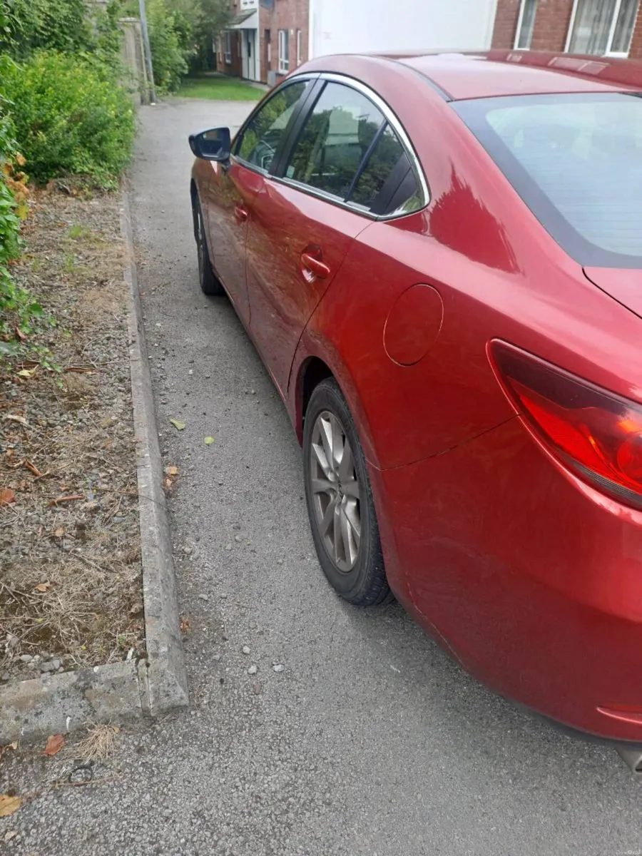 Car - Image 5