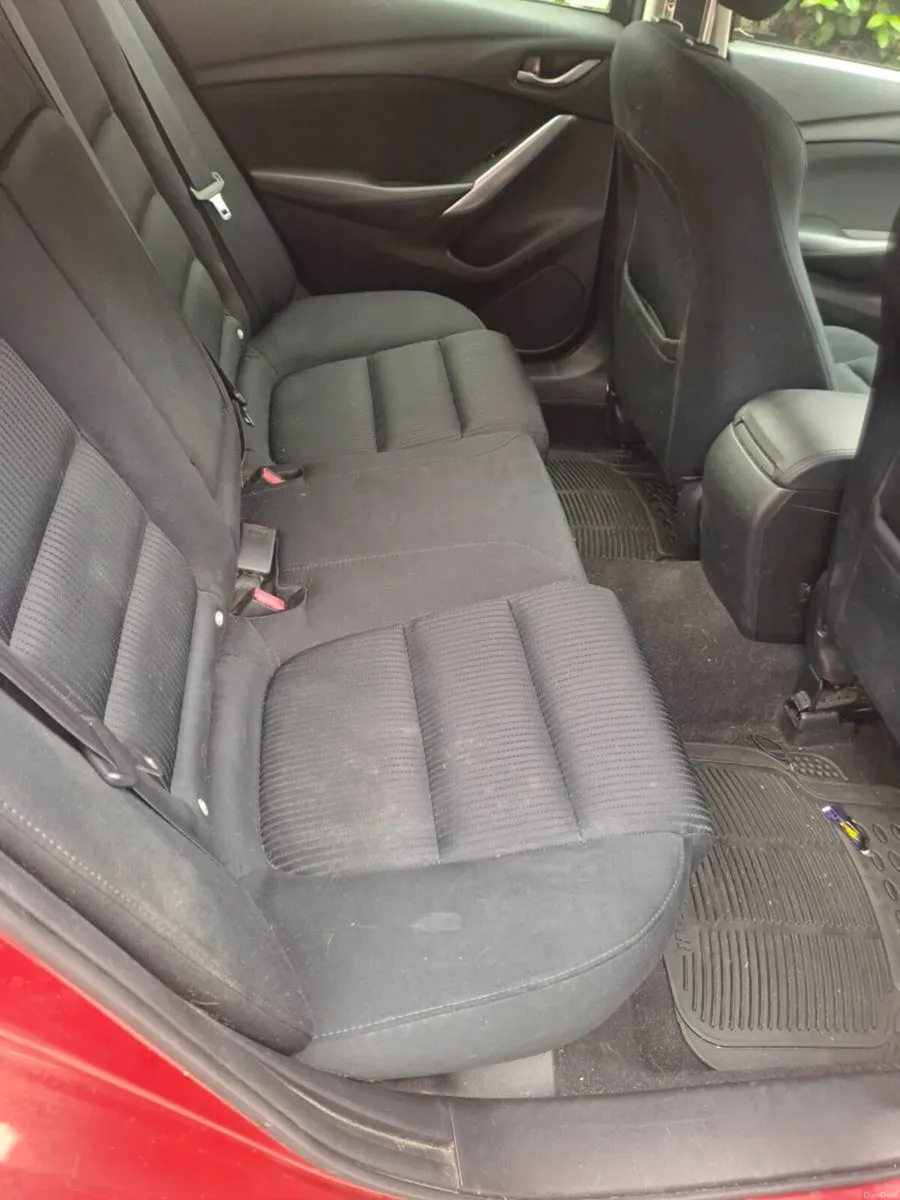 Car - Image 2